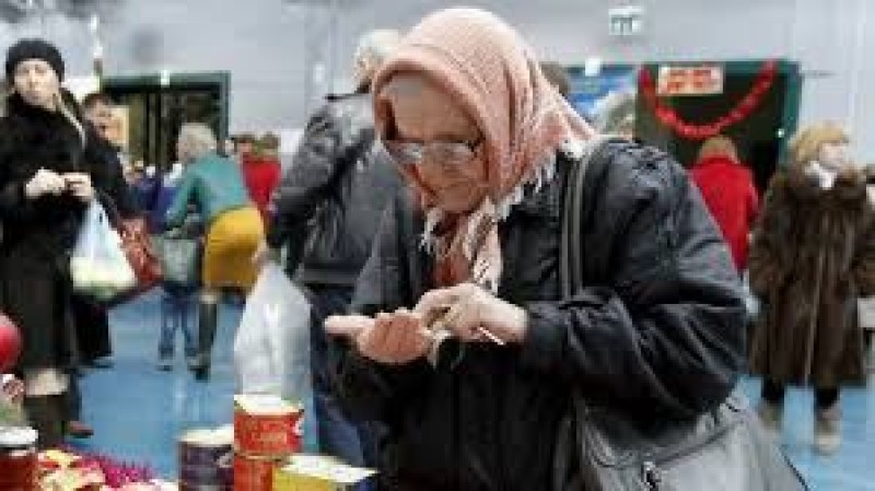 Die Pensionskasse berichtet, dass von 530.000 HPE-Rentnern 300.000 Menschen aufgehört haben...